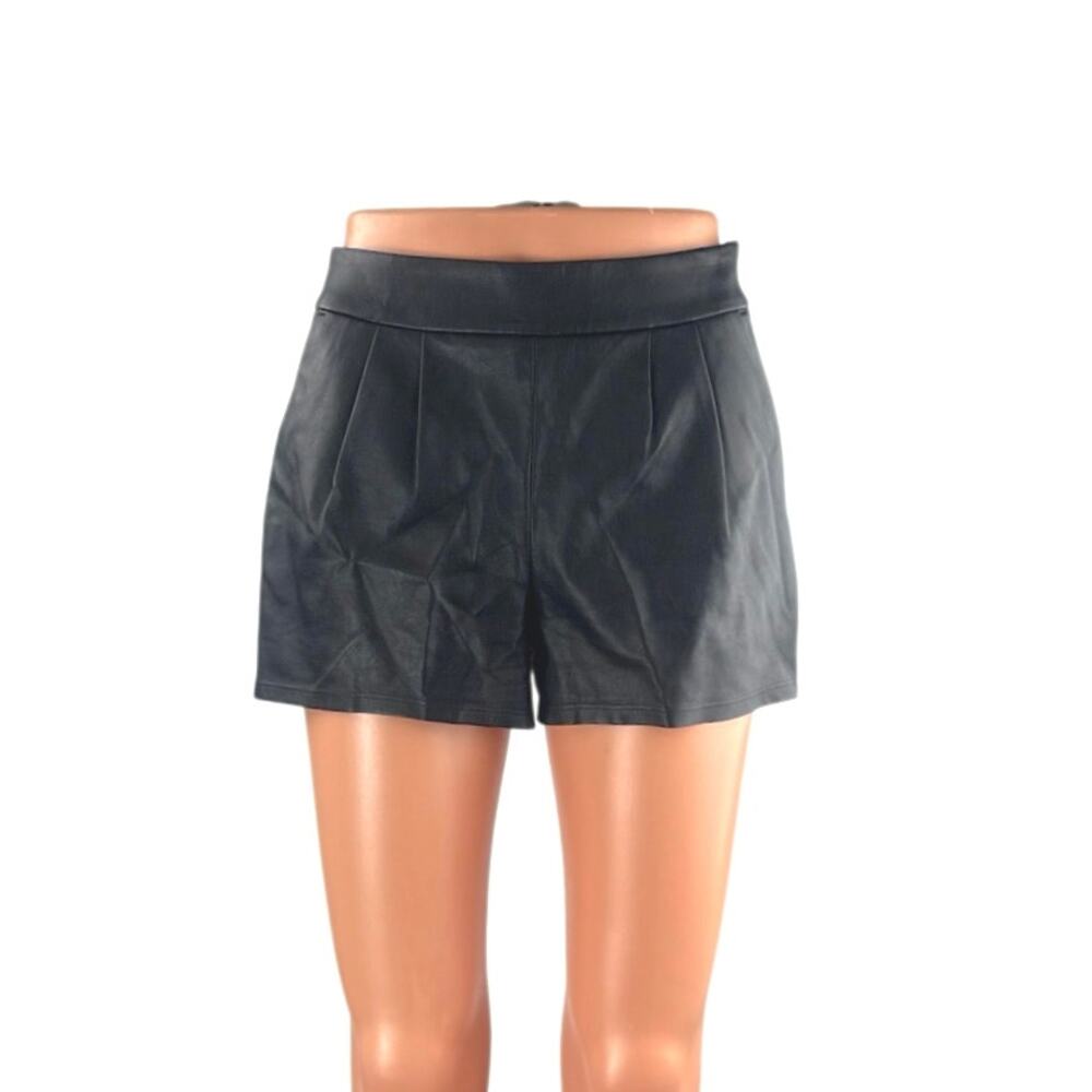Express Women's Black Faux Leather Vegan Mid Rise Shortie Mini Shorts Size 00